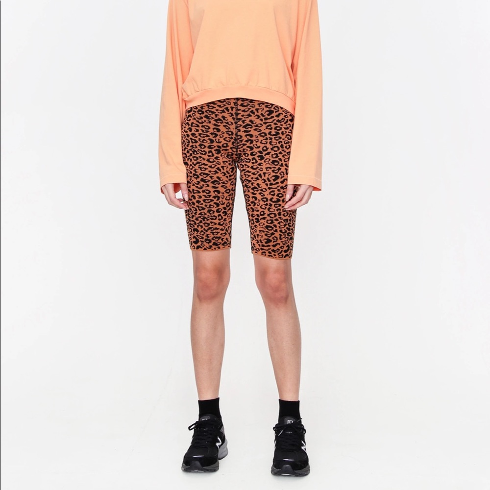 Stand Alone leopard bike shorts sz 2 EUC